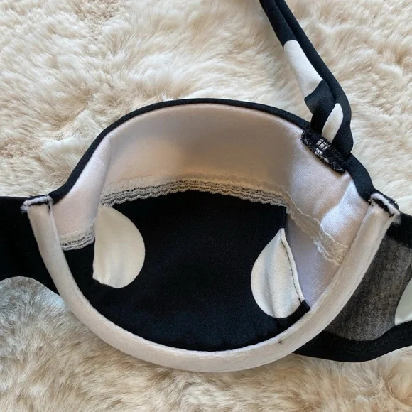 Vintage J. Crew bikini top. Size 4. - Picture 3 of 13